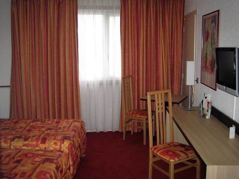 Inter-Hotel La Closerie Beaune Beaune  Phòng bức ảnh