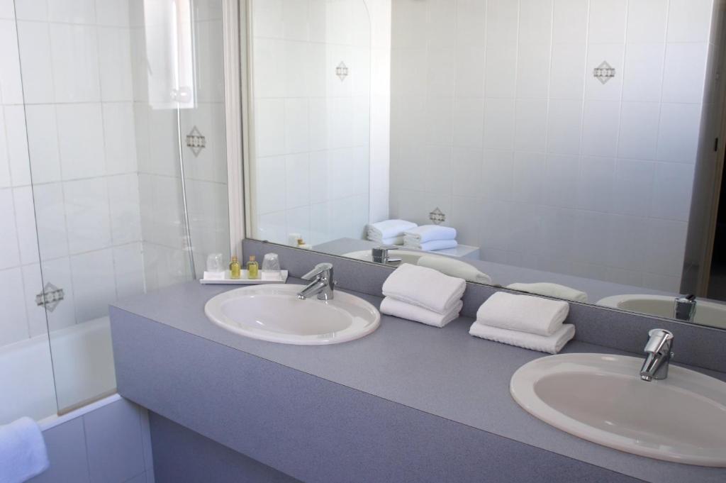 Inter-Hotel La Closerie Beaune Beaune  Phòng bức ảnh
